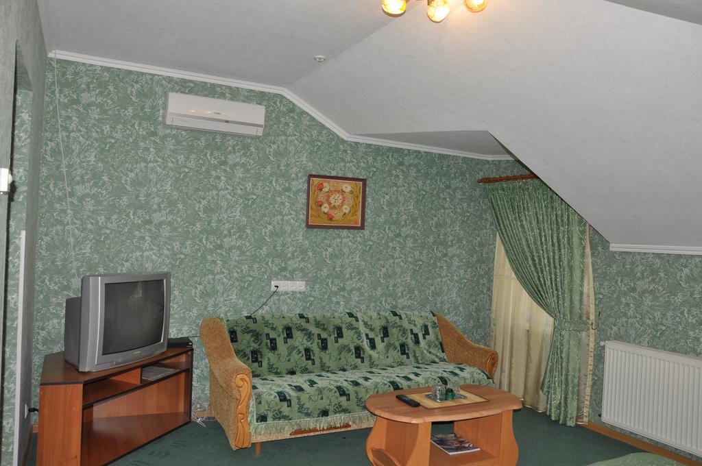 Focus Hotel Khoust Chambre photo
